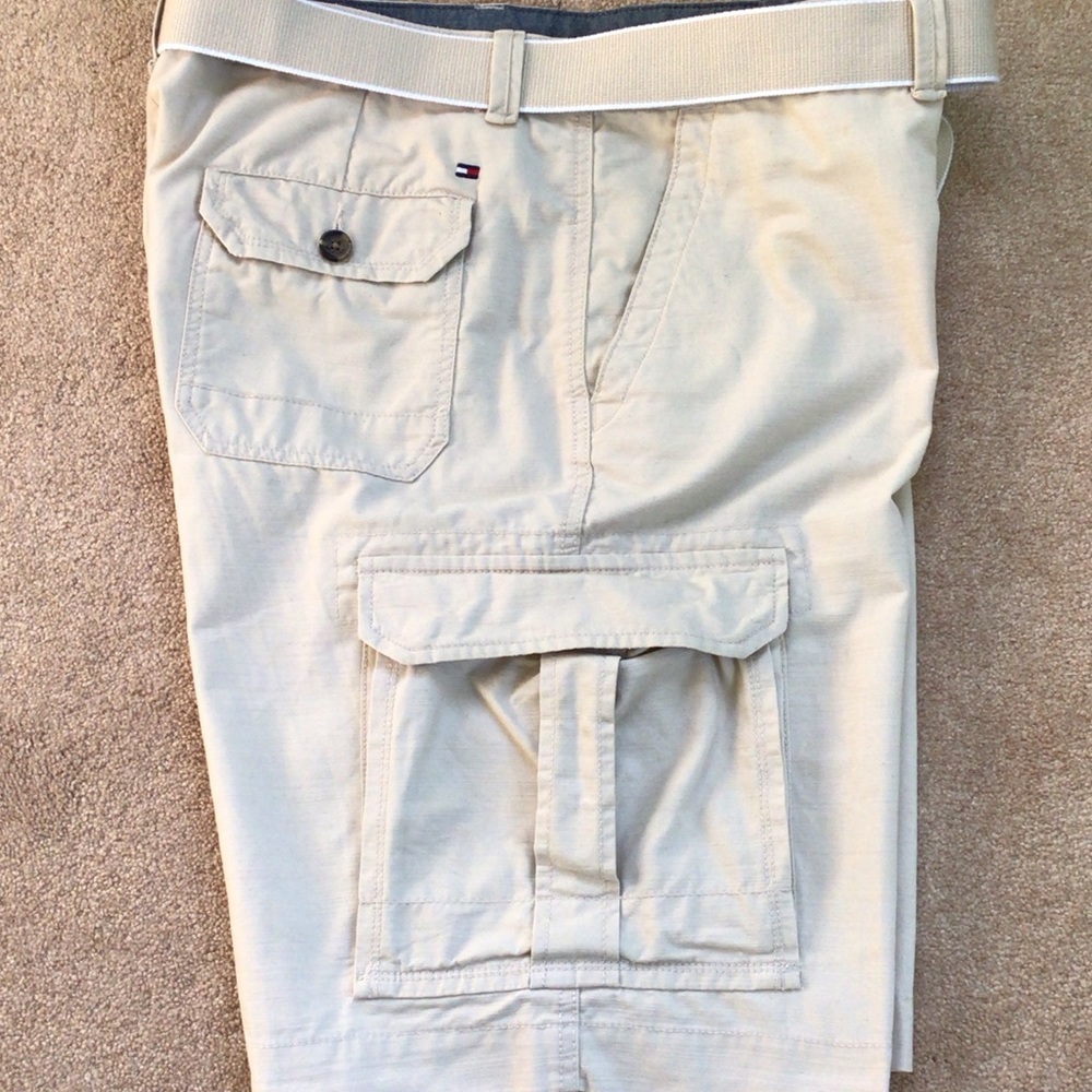 Tommy Hilfiger tan color canvas Cargo Shorts